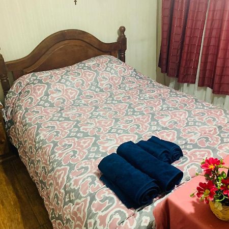 Habitacion En Calida Casa Del Sur 우수아이아 외부 사진