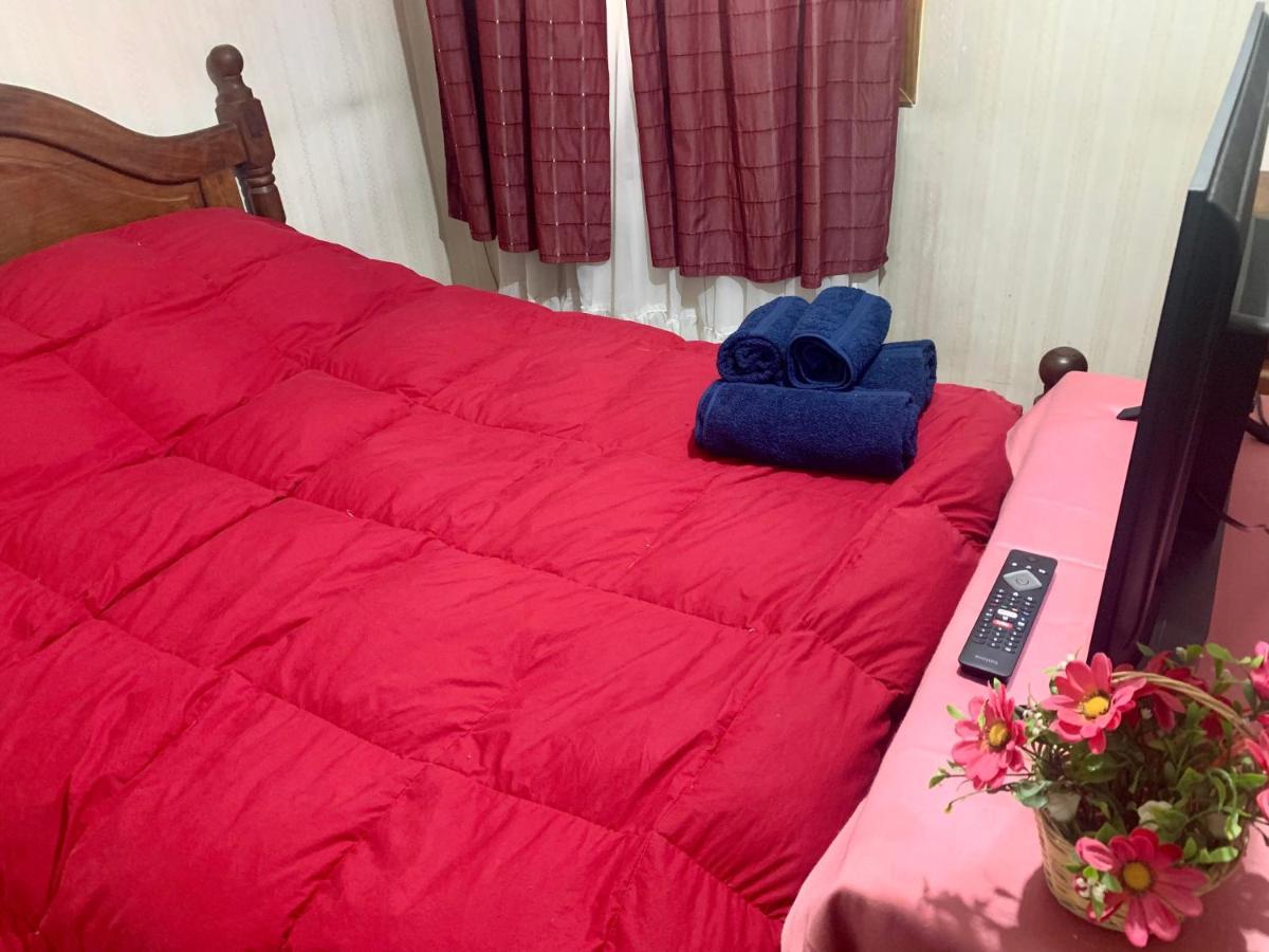 Habitacion En Calida Casa Del Sur 우수아이아 외부 사진